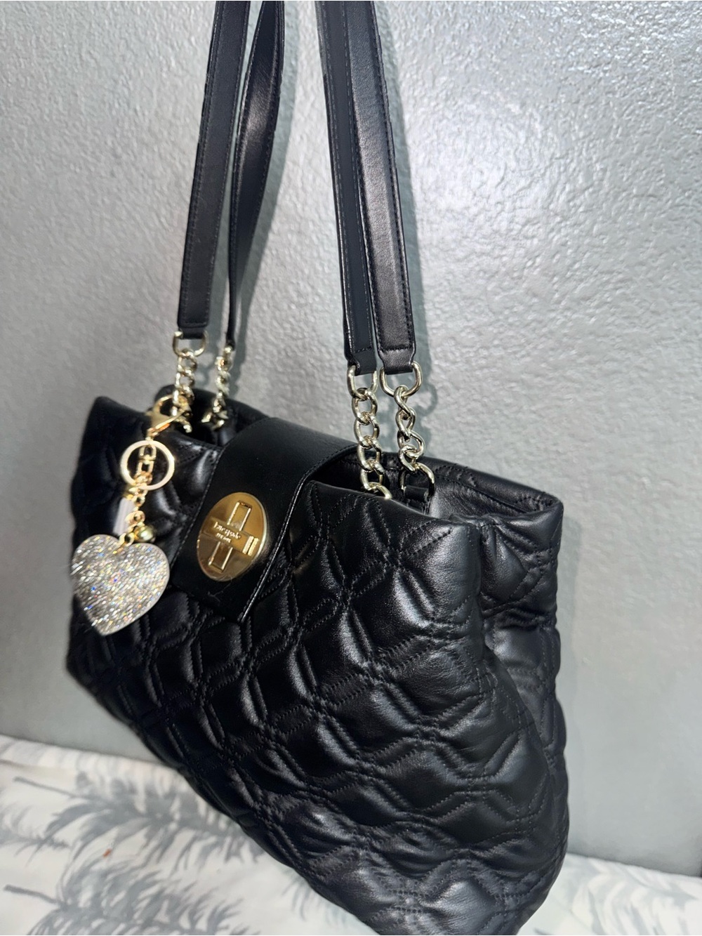 kate spade Black Quilted Shoulder Bag with Gold Hardware and Heart Charm - Picture 17 of 17